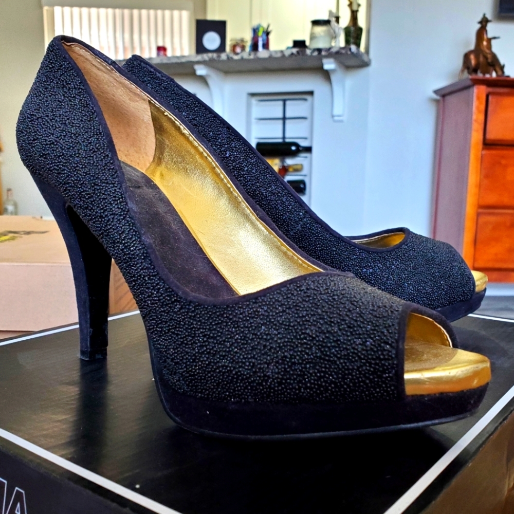 Nine West Black and Gold Glitter heels - Picture 1 of 5